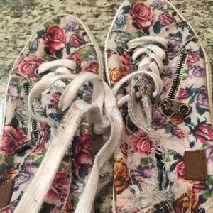 Women’s Blowfish shoes
